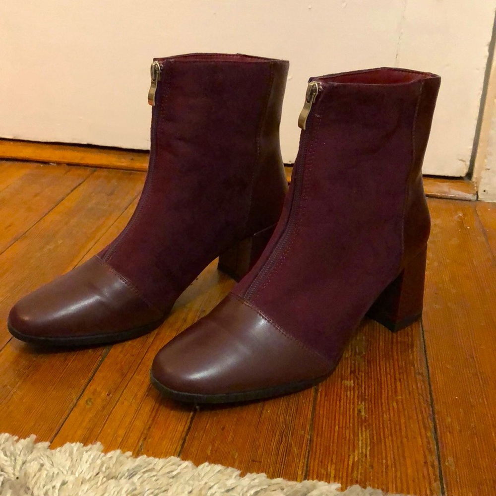 Gorgeous Red Heeled Zipper Front Boots!